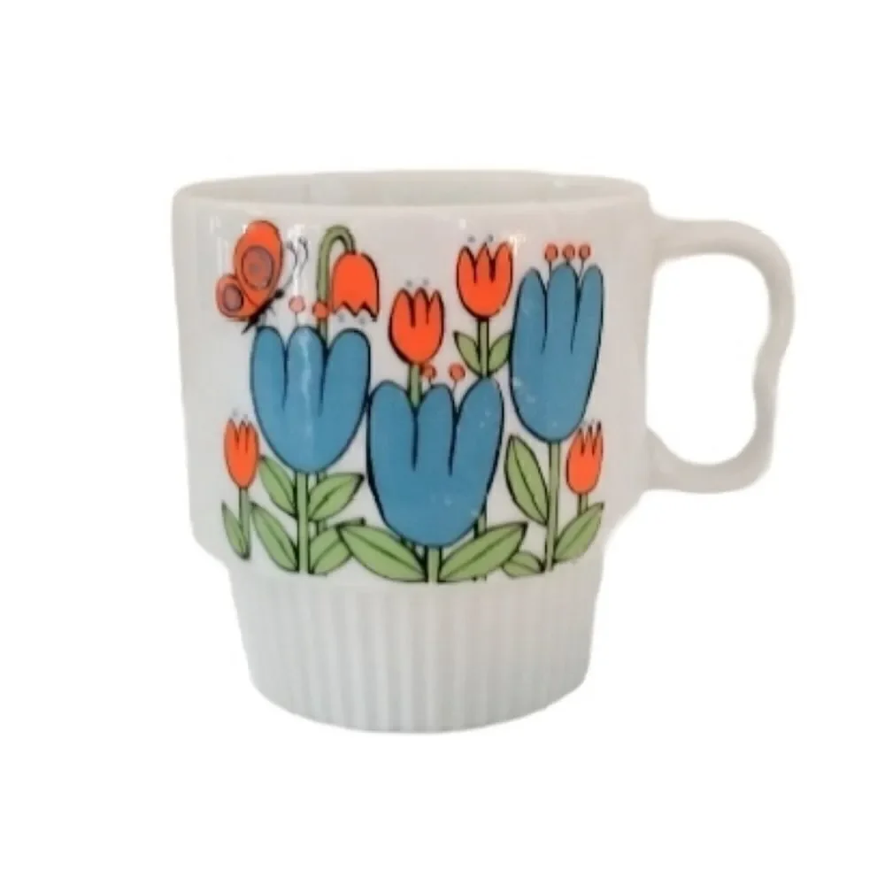 Vintage floral mug Japan farmhouse